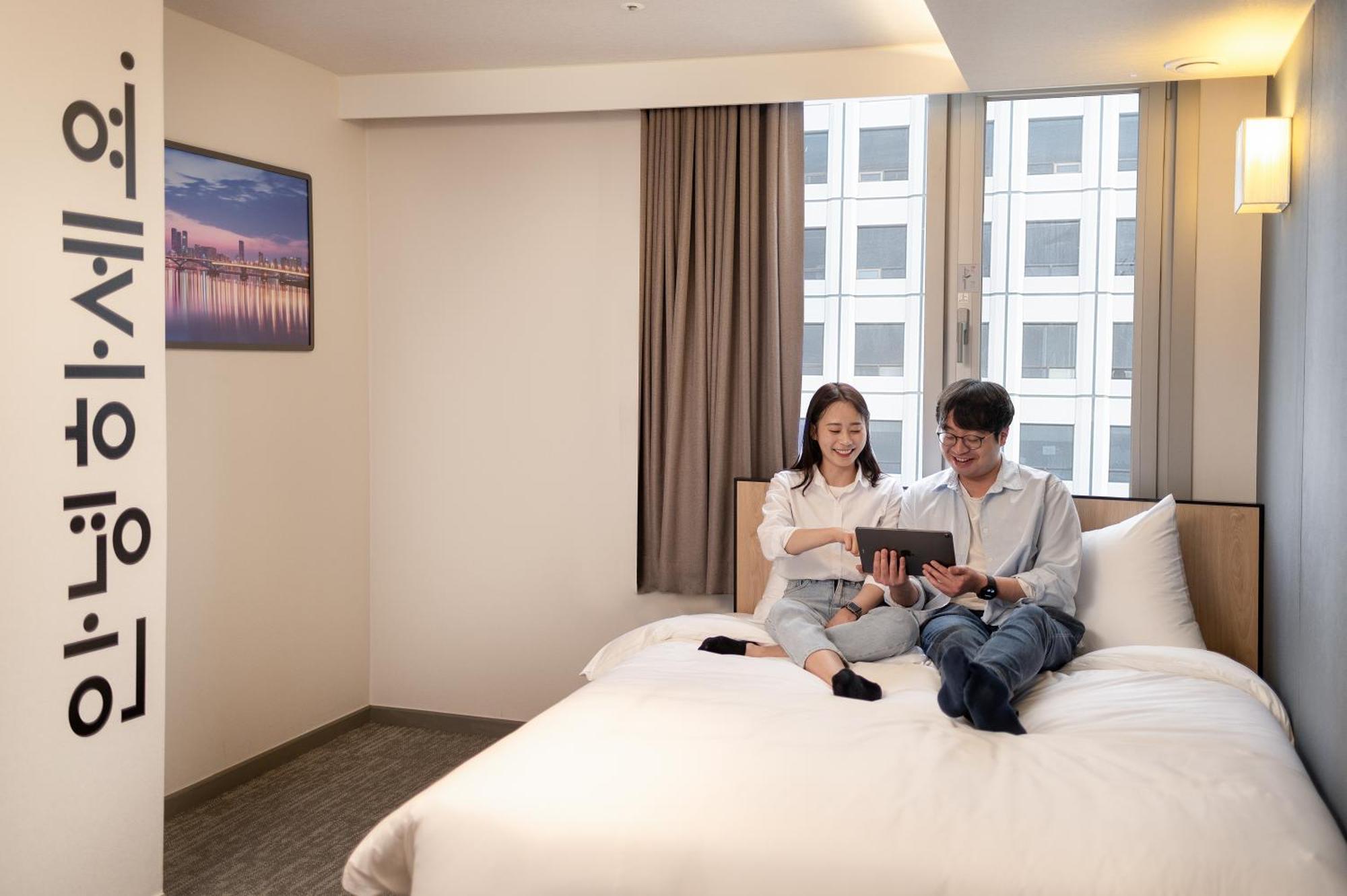 Travelodge Myeongdong Namsan Seoul Exterior photo