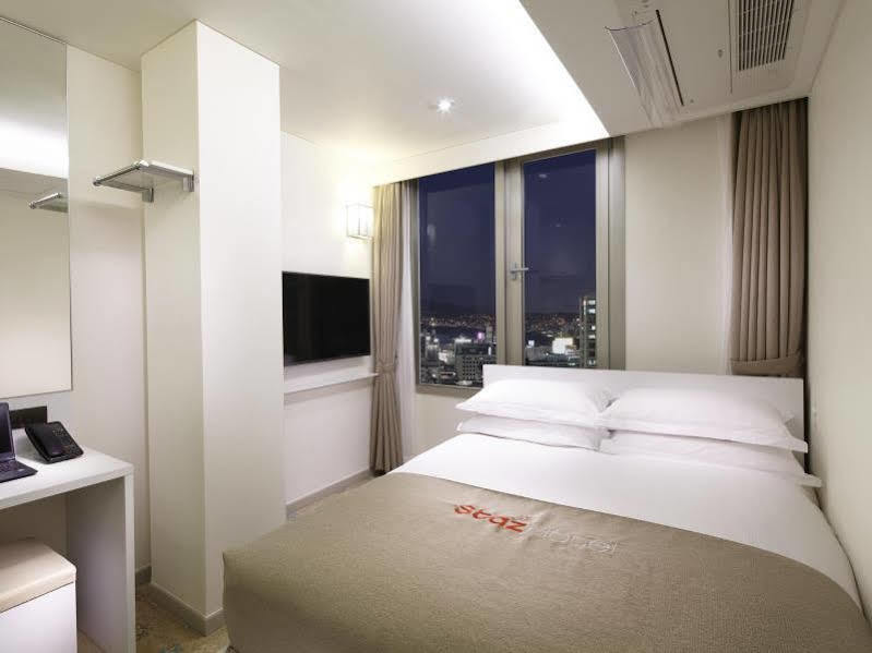 Travelodge Myeongdong Namsan Seoul Exterior photo
